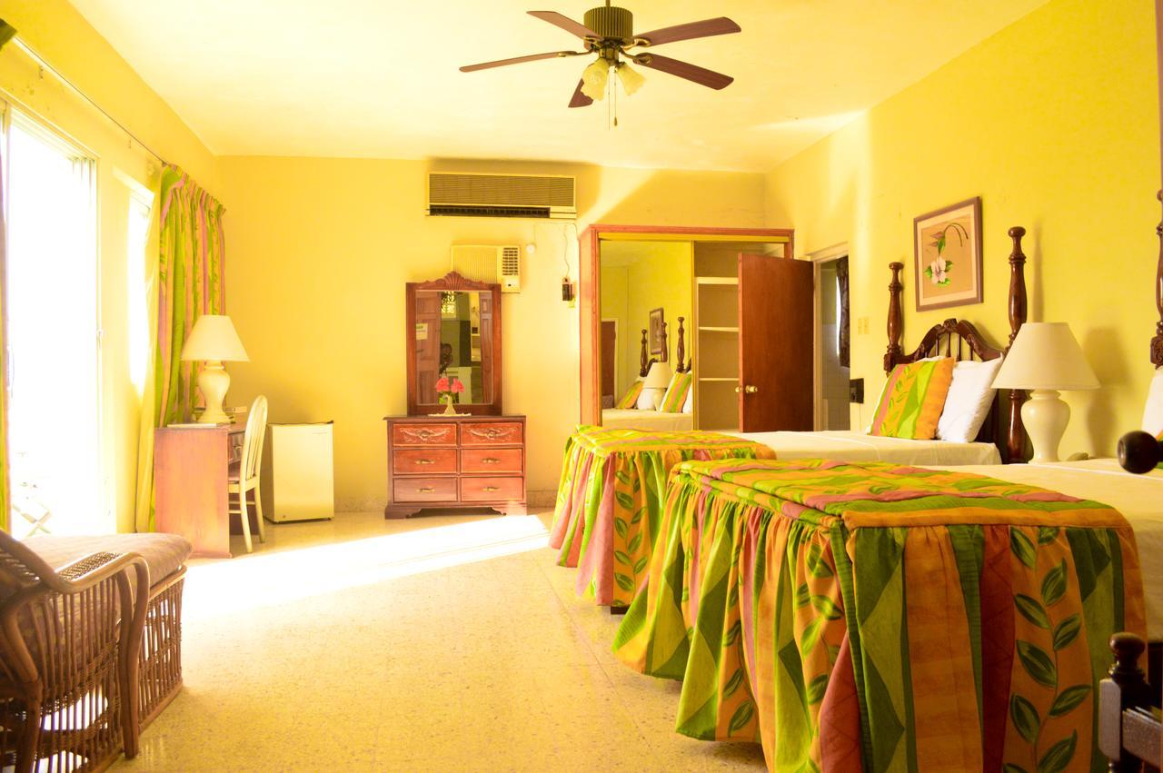 Sahara Dela Mer Inn Montego Bay Eksteriør billede