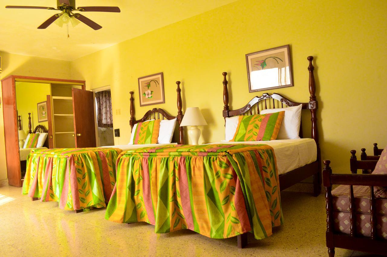 Sahara Dela Mer Inn Montego Bay Eksteriør billede